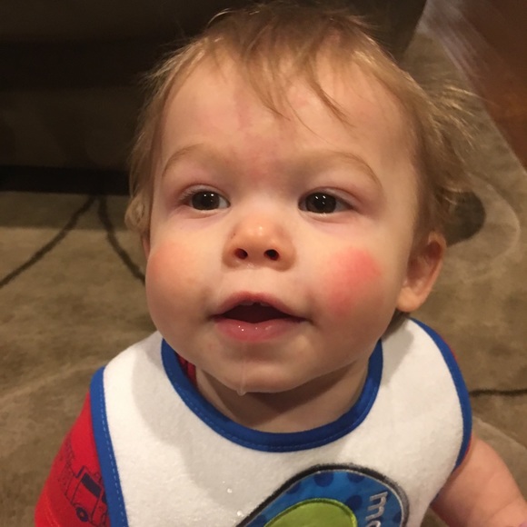 Meet your Posher, Jen - Picture 2 of 2